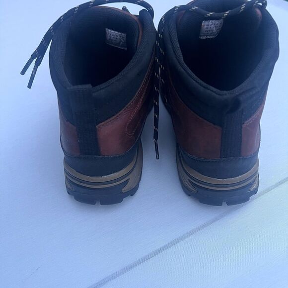 TIMBERLAND  HIKER BOOTS SIZE Boy’s 5.5 - Picture 8 of 10